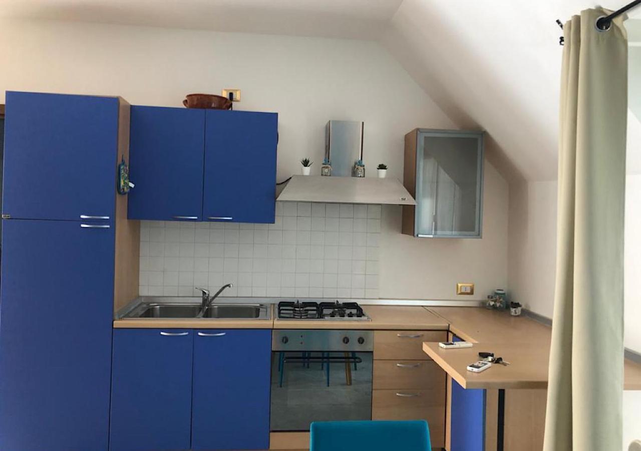 La Magnolia Apartments Violet Дезенцано-дель-Гарда Екстер'єр фото
